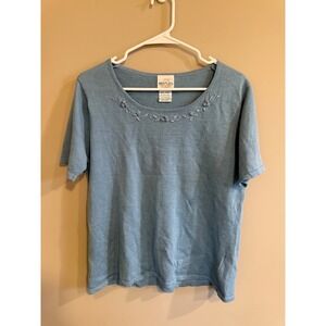 TR Bentley Blue Embroidered‎ Knit Top Women's Large Short Sleeve Casual